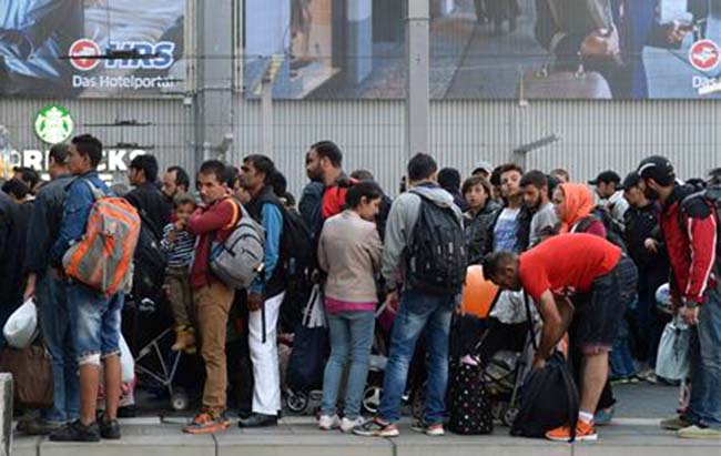 German Migrant Coordinator Calls for Doubling Deportations